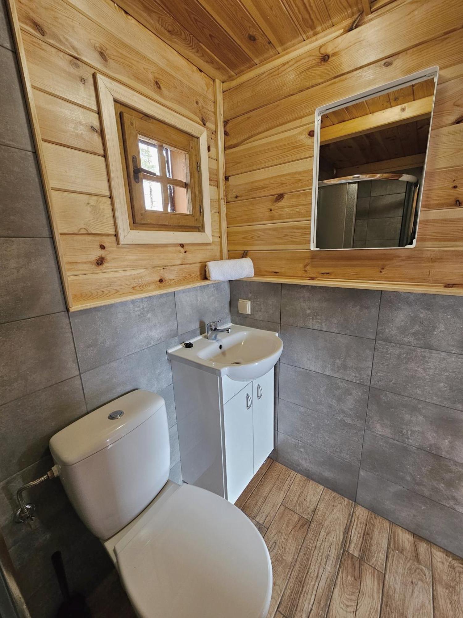Kompleks Wypoczynkowy Półwysep Lipa Wdzydze Tucholskie Exterior foto
